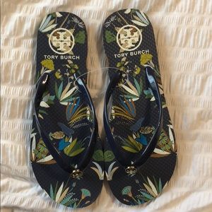 Printed Tory Burch flip flops